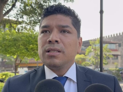 Con las lluvias la incidencia de la enfermedad aumenta, recordó el secretario de Salud. 