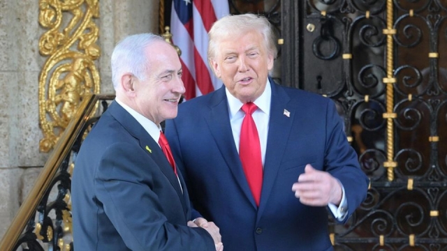 Trump advierte a Ham&aacute;s que deber&aacute; desarmarse tras reuni&oacute;n con Netanyahu