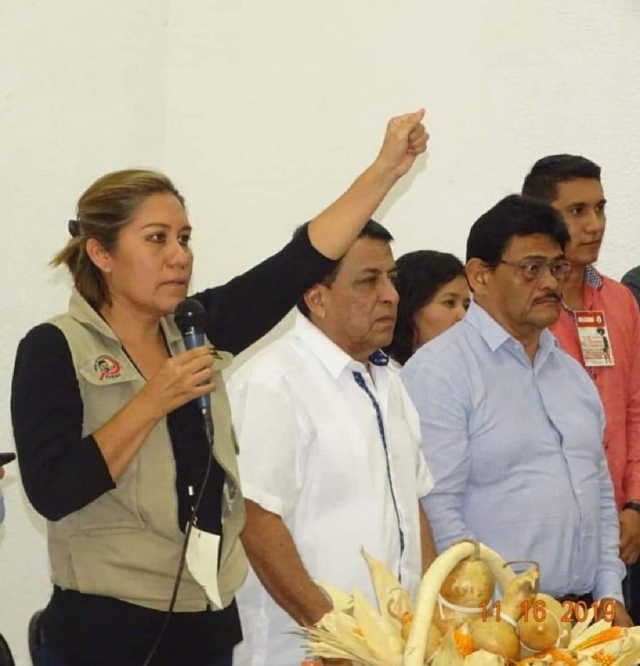 Genoveva Flores llamó a las mujeres a la unidad para hacer respetar sus derechos.