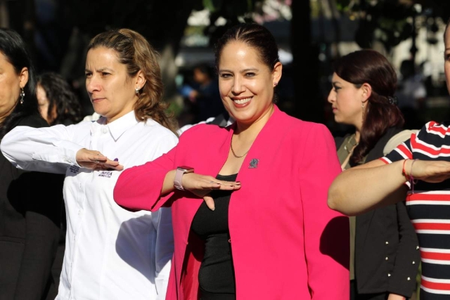 Reclaman por nuevo uniforme en Bachilleres