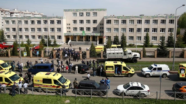 Tiroteo masivo en escuela rusa de Kazán.