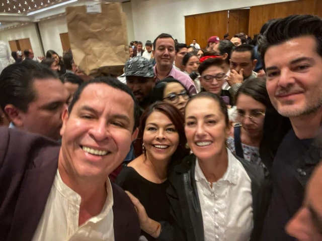 Señalan que se consolida Juan Ángel Flores y muestra su cercanía con Claudia Sheinbaum