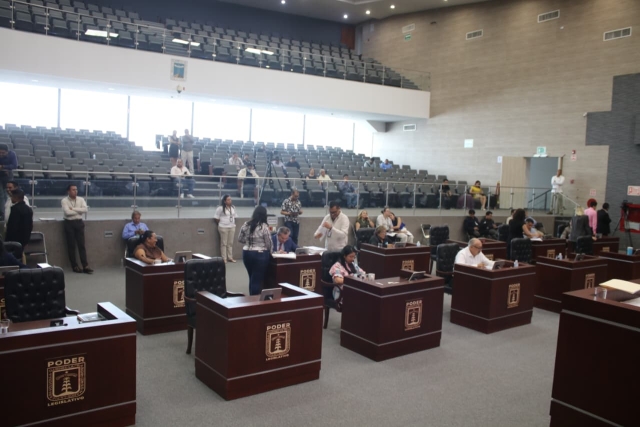 Expide Congreso nuevas leyes de Fomento a la Lectura y de Prestaci&oacute;n de Servicios Inmobiliarios