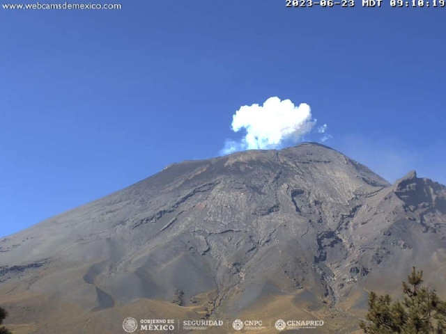 La actividad del Popocatépetl continúa bajo constante monitoreo.