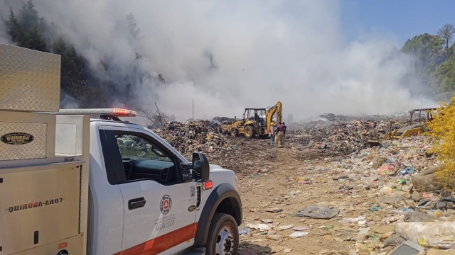 70% de control y 30% de liquidación en incendio de tiradero a cielo abierto en Huitzilac