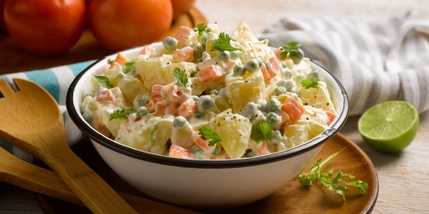 Ensalada rusa con pollo para Semana Santa: f&aacute;cil y deliciosa