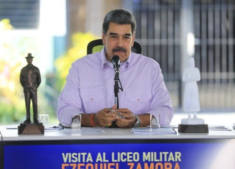 Maduro afirma que Venezuela tiene más de 5 mil misiles para defenderse