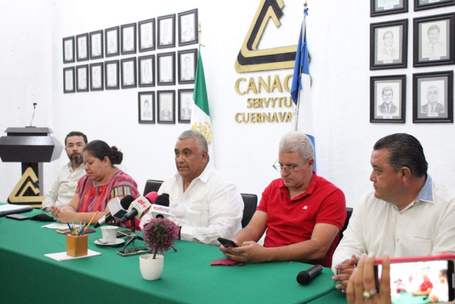 Empresarios integrantes del CCE hablaron sobre las expectativas positivas para la presente temporada vacacional en la entidad. 