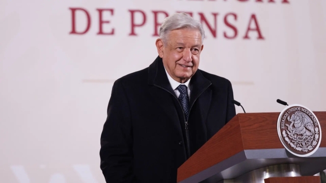 Mariana Rodríguez tiene derecho a buscar alcaldía de Monterrey: López Obrador