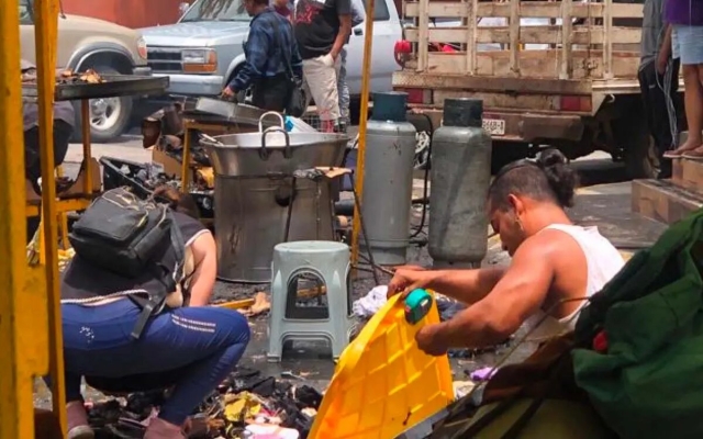 Explosión de tanque de gas en tianguis de Morelia deja 10 heridos