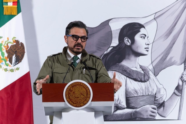 Zoé Robledo destaca medidas del IMSS contra el suicidio
