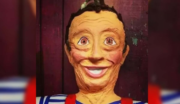 Piñatería Ramírez crea piñata de Chabelo y les llueven críticas