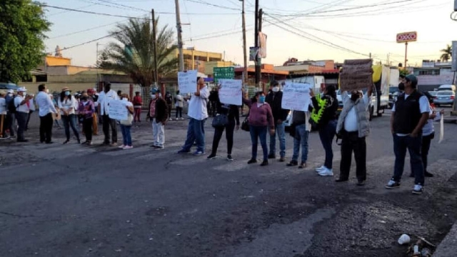 Los bloqueos generaron caos vial y la molestia de la ciudadanía.