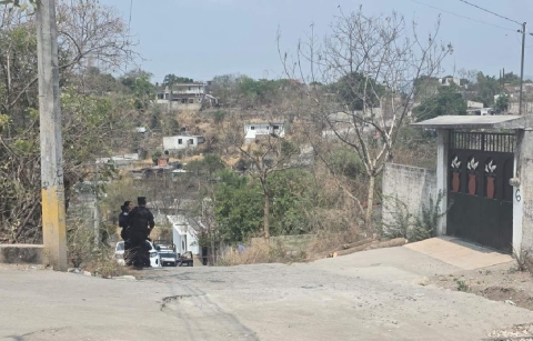 Policías buscaron a los agresores, pero no pudieron encontrarlos.