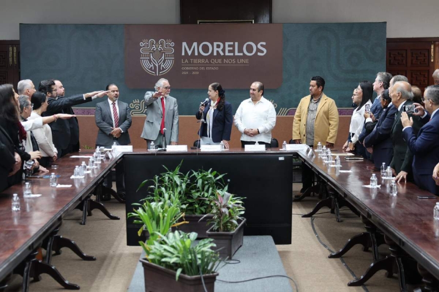 La secretaria de Educación, Karla Aline Herrera, encabezó la ceremonia de toma de protesta del nuevo Consejo Directivo de la Federación de Universidades Particulares de Morelos (Fupamor). 