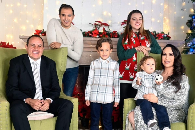 Cuauhtémoc Blanco y su esposa Natália Rezende convocaron a pasar en familia las celebraciones de Navidad y fin de año