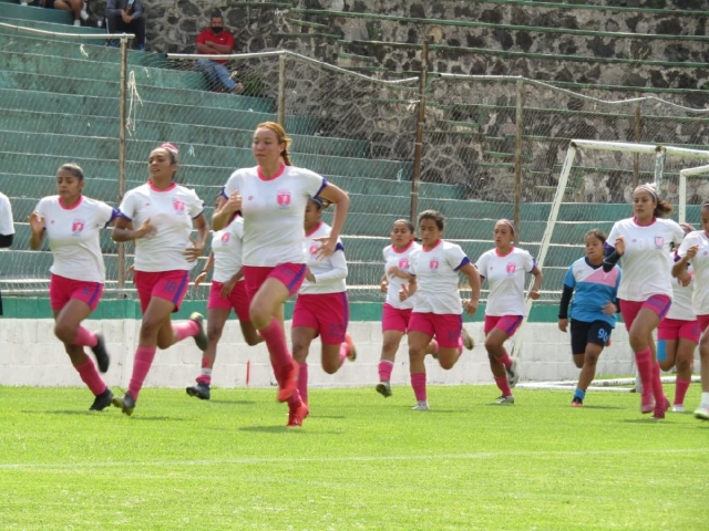 Hoy en punto de las ocho de la mañana Xochitepec FC va a medirse a Club Laguna de la Ciudad de México.