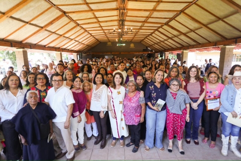 Reconoce Gobierno de Morelos a mujeres como coraz&oacute;n y fuerza del campo