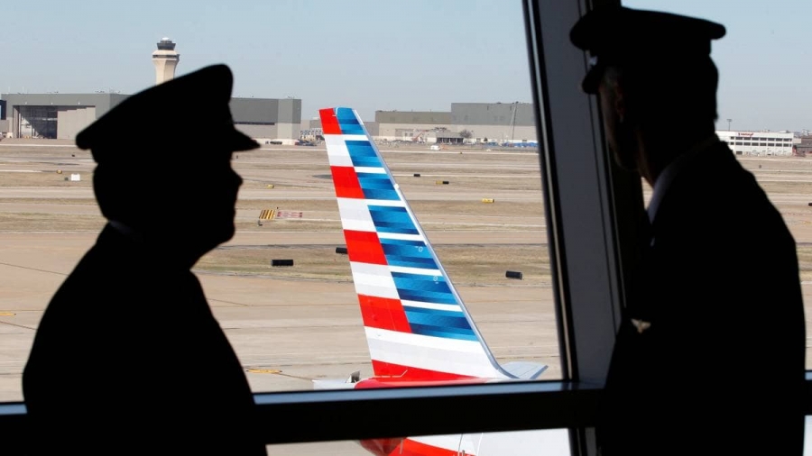 Estados Unidos a mantiene restricciones de viajes por variante Delta.