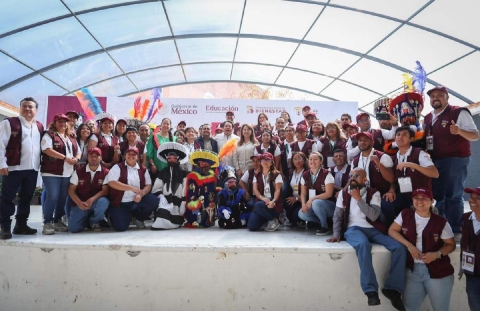 La SEP orient&oacute; a las familias sobre el proceso de registro para la Beca &ldquo;Rita Cetina&rdquo; de uniformes y &uacute;tiles escolares. 