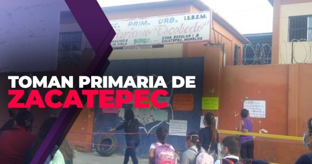 Padres de familia dijeron que sus hijos se están atrasando y las autoridades educativas no hacen nada, por lo que desde las siete horas de ayer tomaron la escuela.