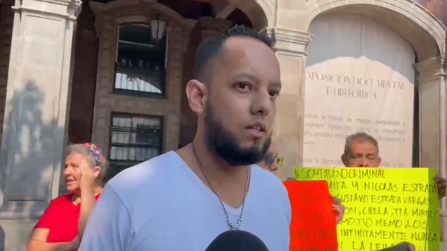 Se manifiestan en Cuernavaca en contra de la obstrucci&oacute;n parental