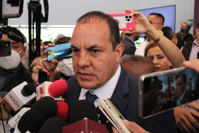 Cuauhtémoc Blanco fue entrevistado al término del informe de labores de la presidenta del Tribunal Electoral del Estado de Morelos.