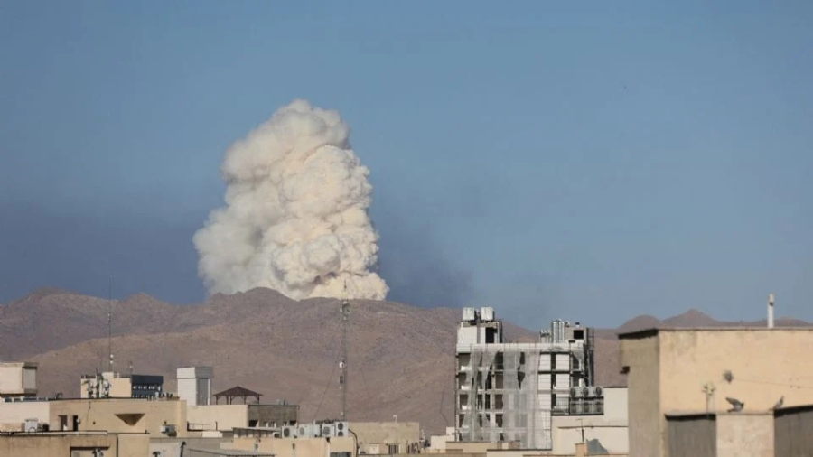 Irán restringe internet para interceptar drones israelíes