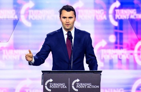 Demócratas condenan asesinato de Charlie Kirk en evento universitario