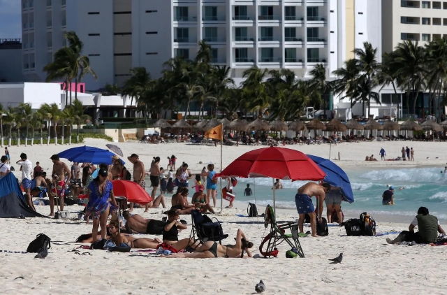 M&eacute;xico espera casi cinco millones de turistas en temporada navide&ntilde;a