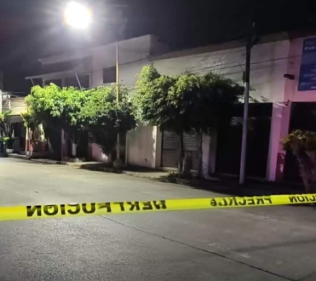 La zona estuvo acordonada hasta que retiraron el cuerpo del individuo.