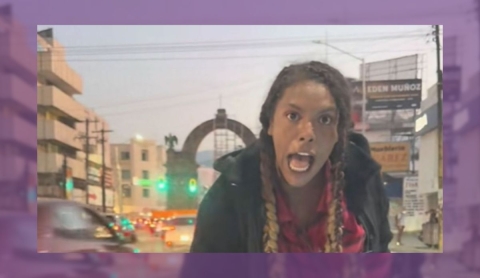 VIDEO VIRAL | Mujer enfurece en Monterrey y exige dinero a un automovilista