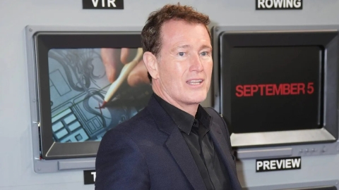 Actor de Harry Potter sufre grave emergencia médica y es operado de urgencia: temen que no vuelva a caminar o hablar