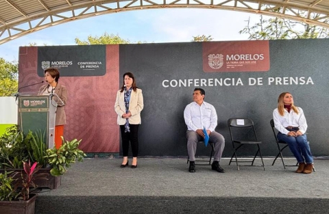 Da a conocer Margarita González Saravia programas sociales y plan de adopciones que impulsa gobierno estatal