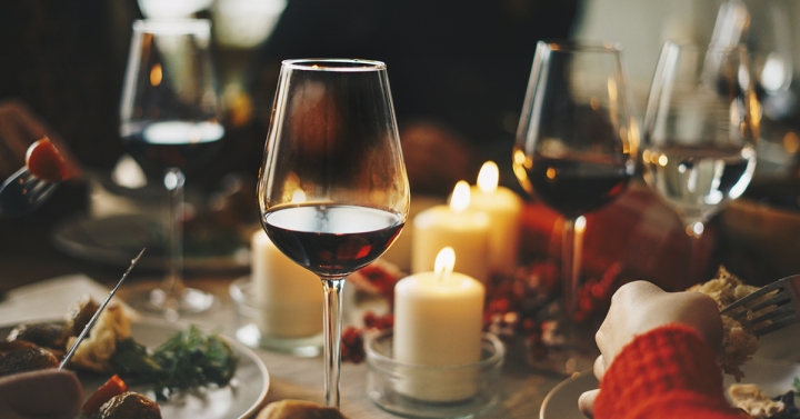 ¿Qué otros vinos puedes incluir en el brindis para esta Navidad? Te damos algunas recomendaciones