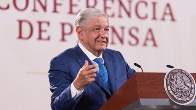 AMLO visitará Colombia para discutir política de drogas