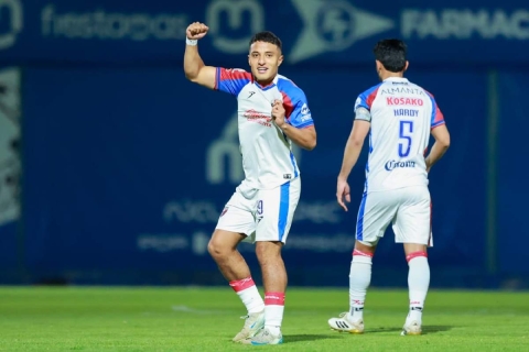 Samuel Gonz&aacute;lez anot&oacute; el &uacute;nico tanto para el Atlante al inicio del partido.