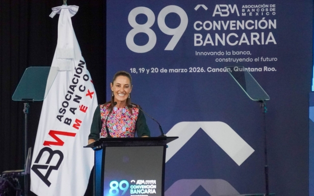 Sheinbaum plantea pago 100% digital en gasolina y casetas para este 2026