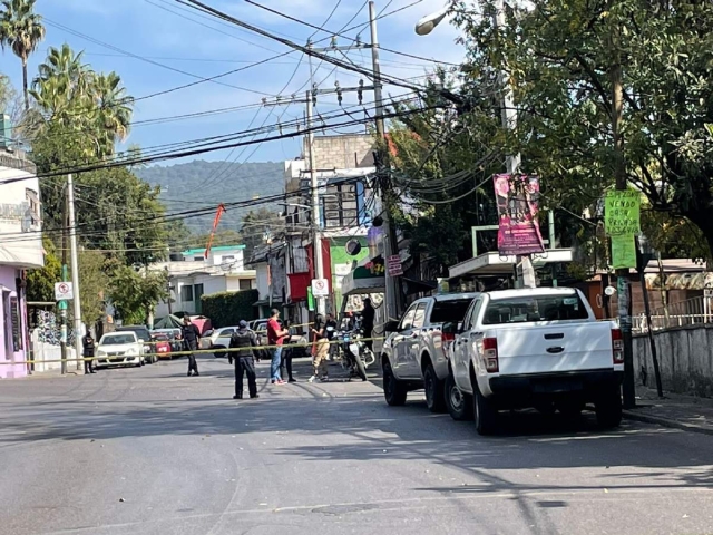  El hombre perdió la vida en el sitio de la agresión.