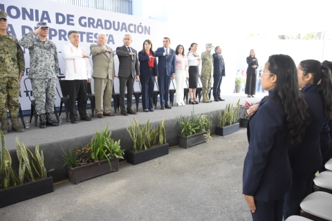 Realizan ceremonia de graduaci&oacute;n y toma de protesta de generaci&oacute;n 2025 de ministerios p&uacute;blicos, agentes de investigaci&oacute;n y peritos