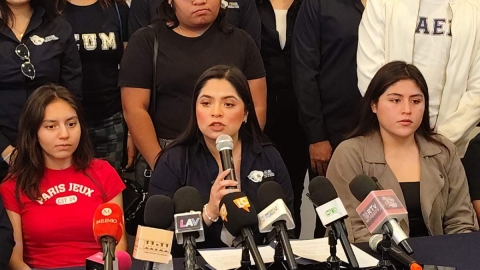 Estudiantes universitarios saldr&aacute;n a las calles si son afectados con un incremento que no corresponde con la calidad del servicio de transporte, dijo Adriana Guadarrama, presidenta de la FEUM.  