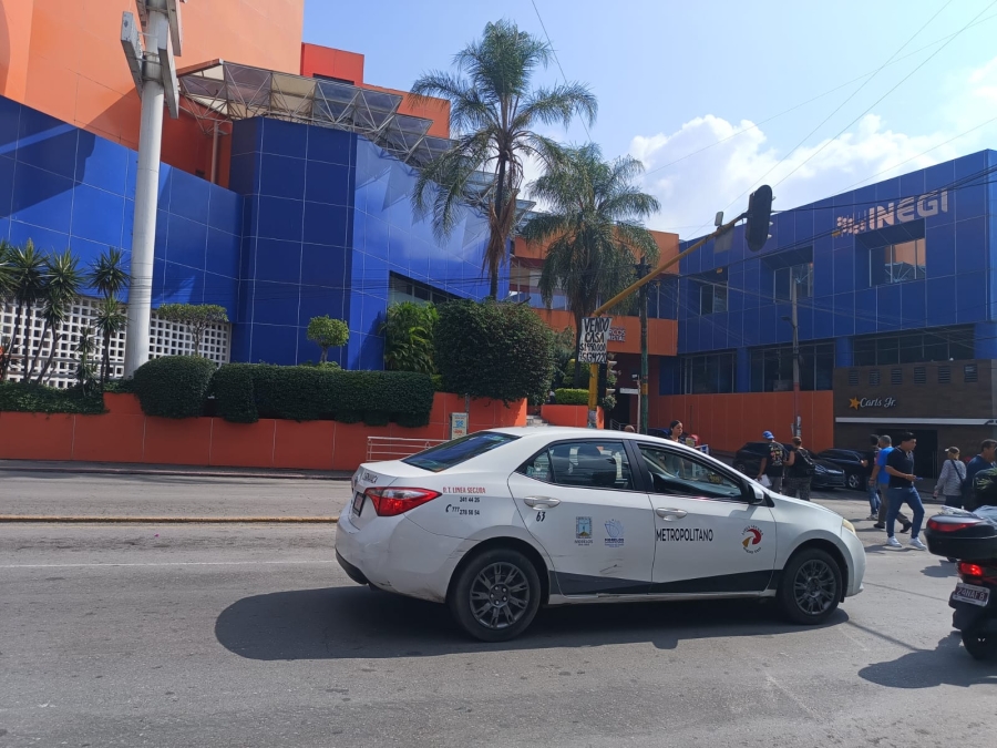 Se manifestaron con breve bloqueo frente a oficinas de Movilidad y Transporte