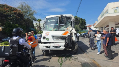 La unidad de la Ruta 15 que sufri&oacute; un accidente el mi&eacute;rcoles no fue sometida a la revisi&oacute;n, y tampoco tiene el refrendo vehicular, inform&oacute; la CGMT. 