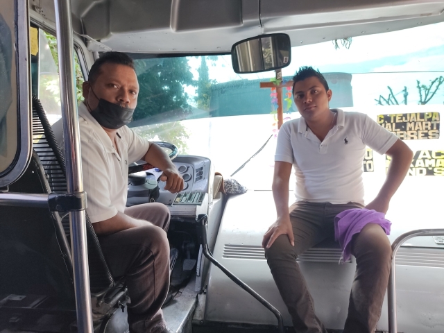 Hereda a su hijo el gusto por el volante