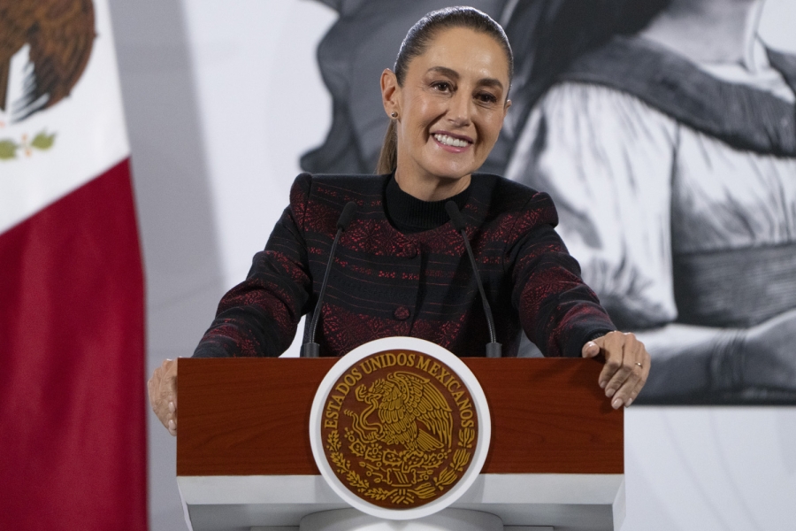 Sheinbaum defiende impuesto a bebidas azucaradas para reducir su consumo