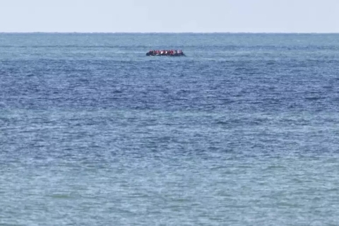 Al menos 20 migrantes mueren en naufragio frente a Lampedusa