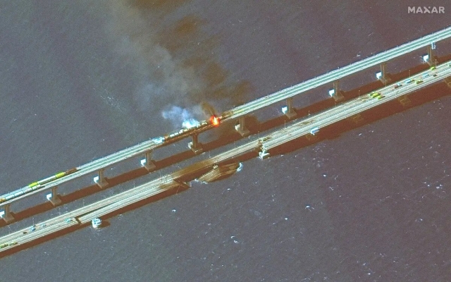 En diciembre se restablecerá vialidad en puente de Crimea que explotó en octubre: Rusia