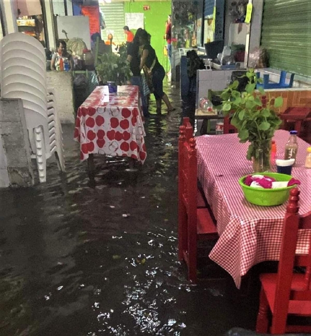 Las condiciones en las que actualmente laboran en el mercado “Galeana” son inadecuadas.