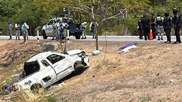 Mueren cinco turistas del Edomex en accidente rumbo a Acapulco