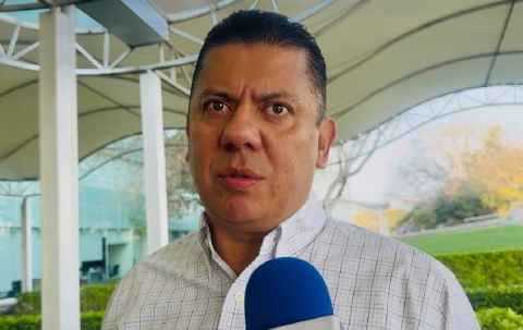 Javier Bolaños se manifestó a favor de endurecer las penas contra quienes no pagan el agua y mantienen fuentes de abastecimiento ilegales.